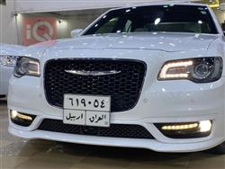 کرایسلەر 300